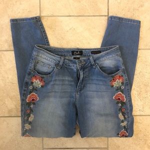 Earl Jeans Skinny Ankle Floral Embroidery Size 10